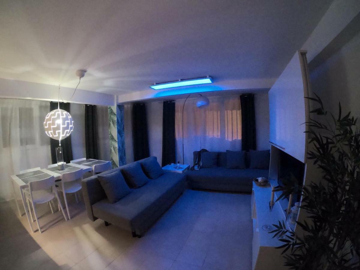 Apartamento A Primera Linea De Mar En Platja D'Aro Luaran gambar