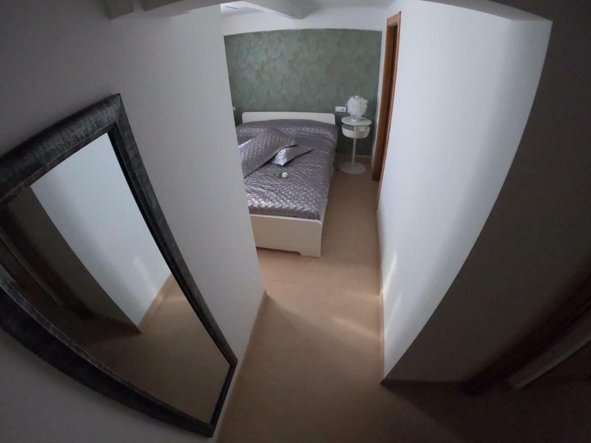 Apartamento A Primera Linea De Mar En Platja D'Aro Luaran gambar
